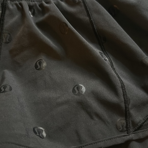 Black lululemon logo speed short - Picture 2 of 3